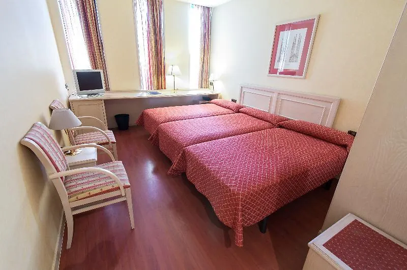 Sunotel Aston Barcelona 3*,