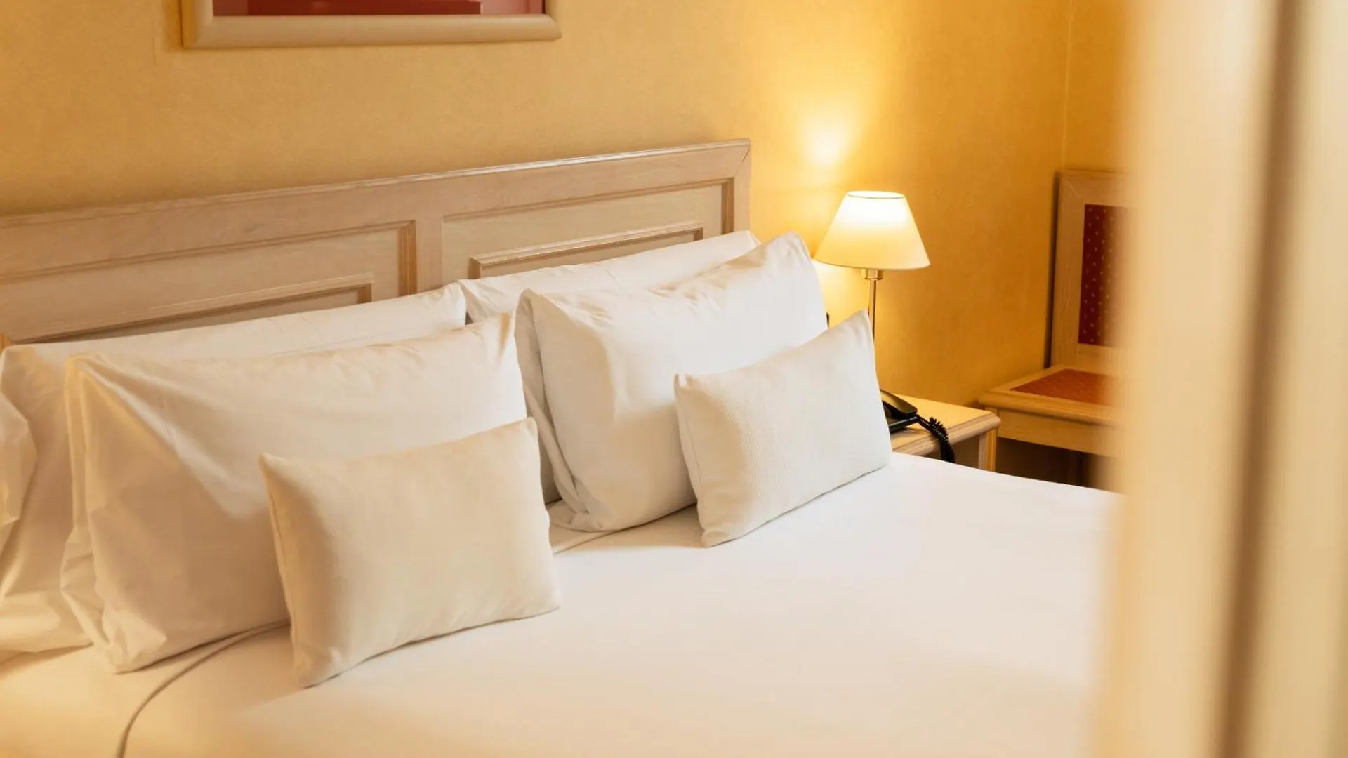 Sunotel Aston Barselona Otel